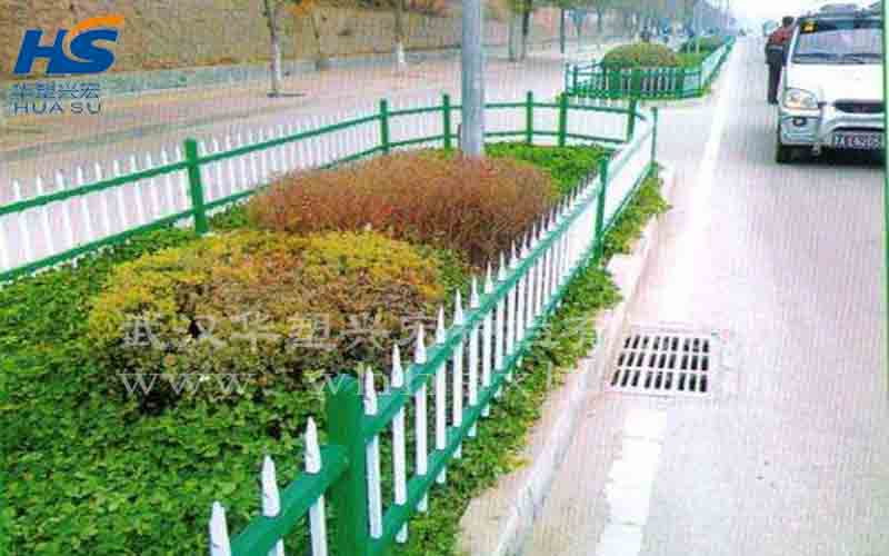 黃石草坪花壇護(hù)欄